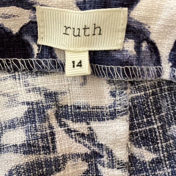 Blue and white rose pattern skirt with ruffle trim hem - Picture 3 of 6